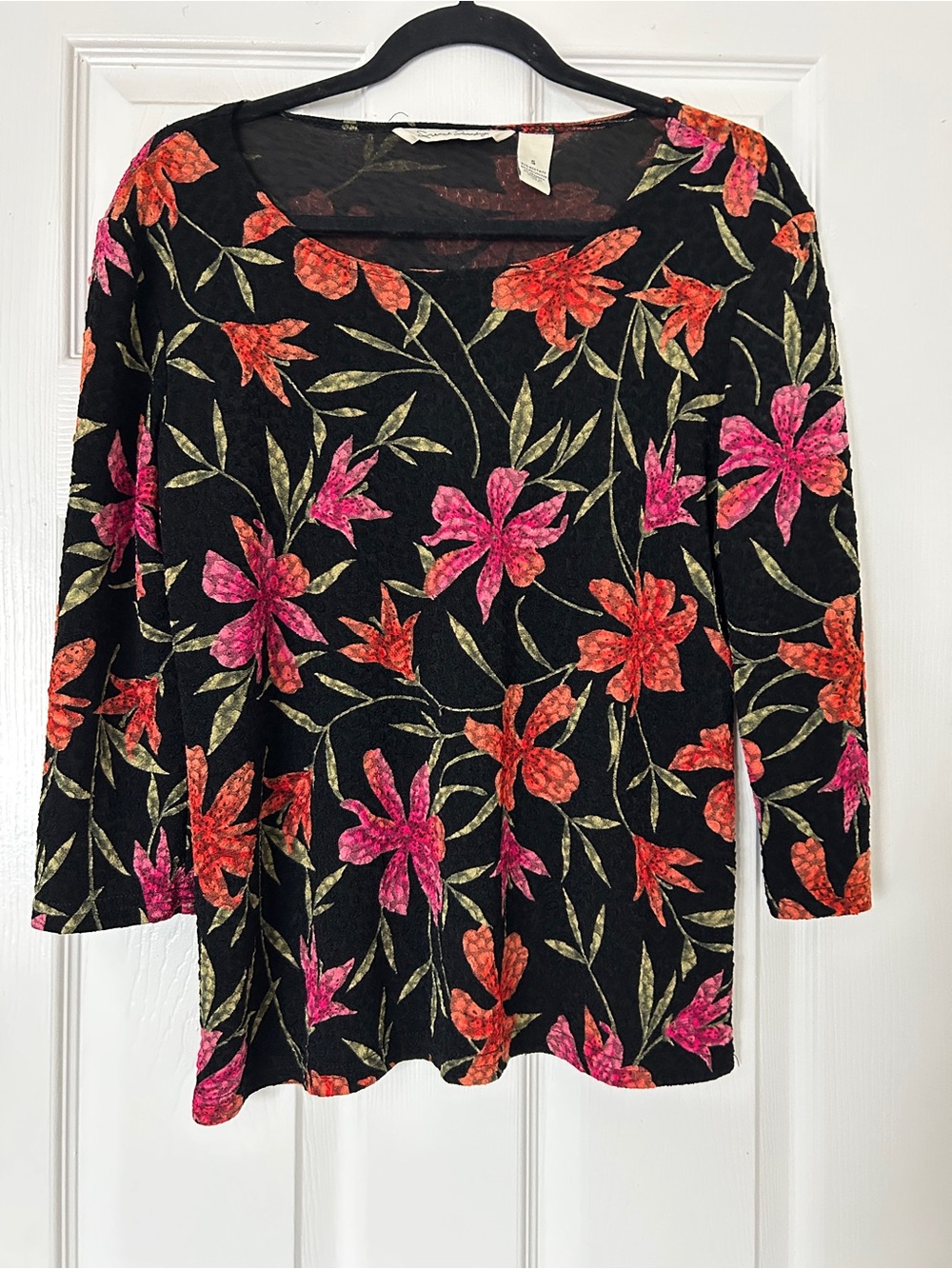 French laundry black blouse with vibrant floral print 3/4 sleeves
